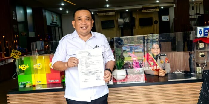 cb7a160d-3be9-41a6-ba0f-1859c094e2d2